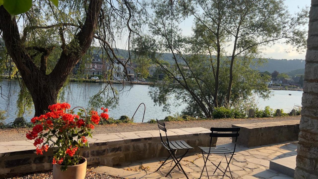 Villa Pieds Dans L'Eau Private Wellness Bordure De Meuse Lustin Esterno foto