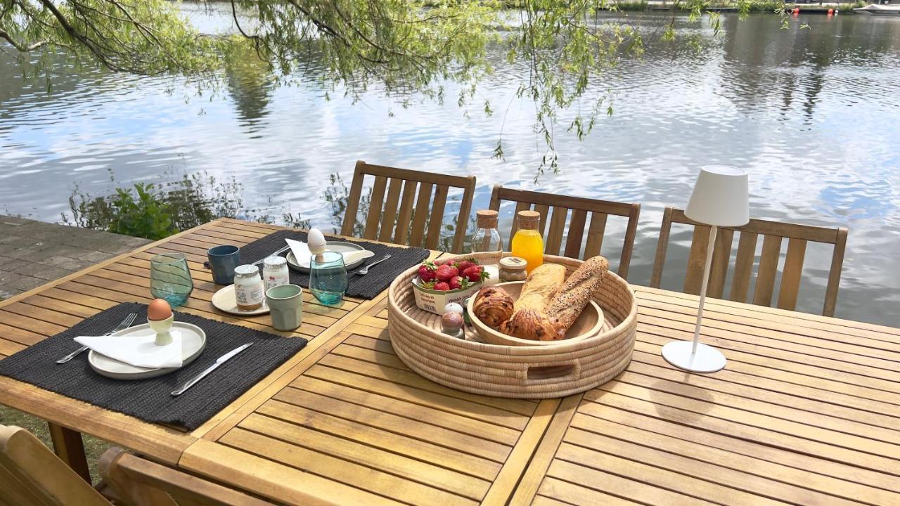 Villa Pieds Dans L'Eau Private Wellness Bordure De Meuse Lustin Esterno foto