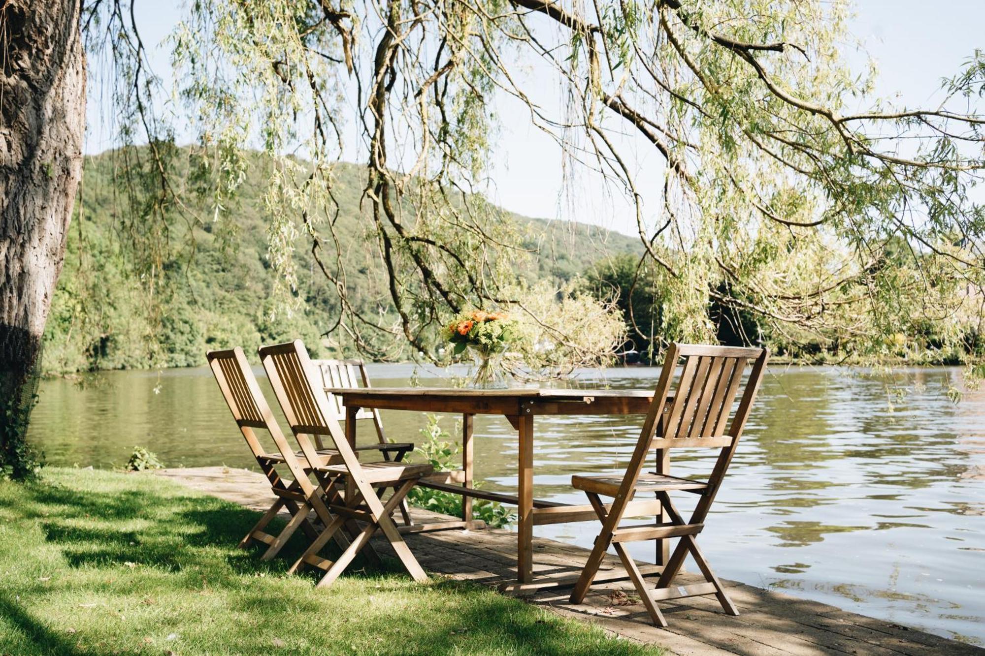 Villa Pieds Dans L'Eau Private Wellness Bordure De Meuse Lustin Esterno foto