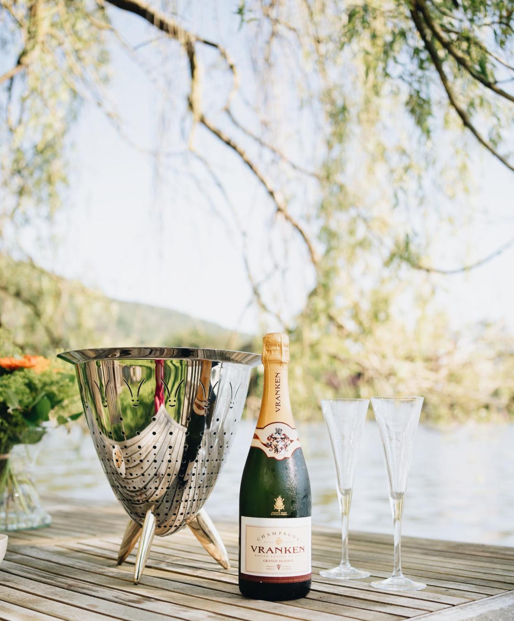 Villa Pieds Dans L'Eau Private Wellness Bordure De Meuse Lustin Esterno foto